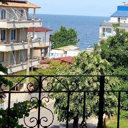 Old Sailor Apartment *