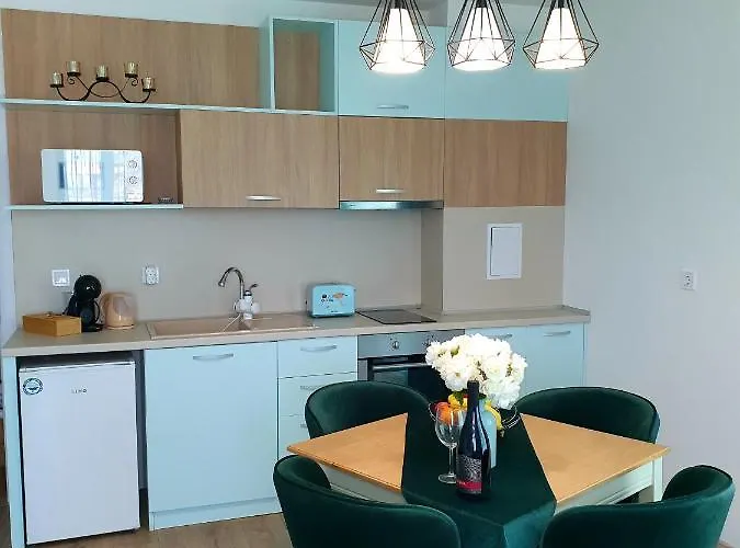 Old Sailor アパート オブゾー