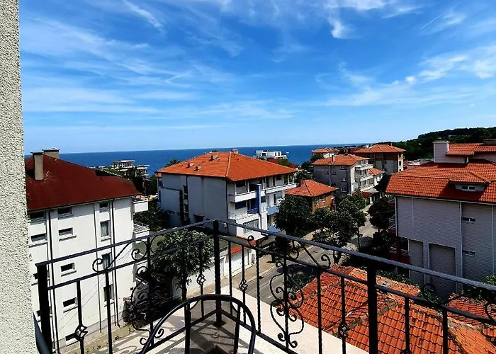 Old Sailor アパート